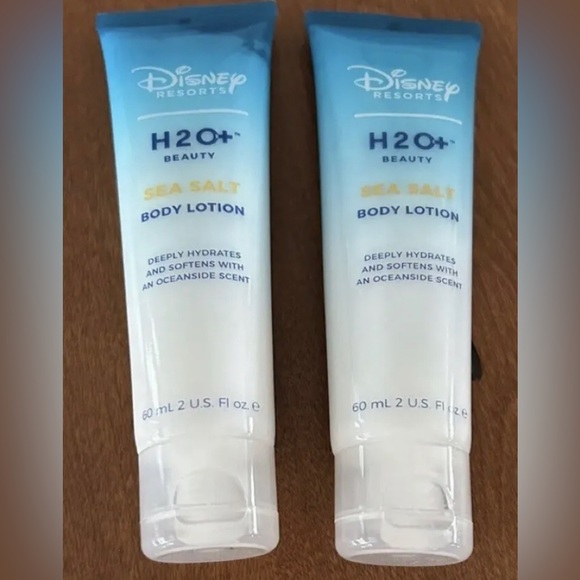 Disney Bath & Body New Disney Resorts Lot Of 2 H2o Beauty Sea Salt